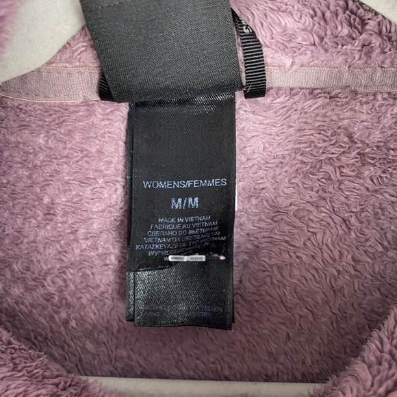 The North Face Osito Jacket in Ashen Purple - Size Medium - Picture 6 of 9